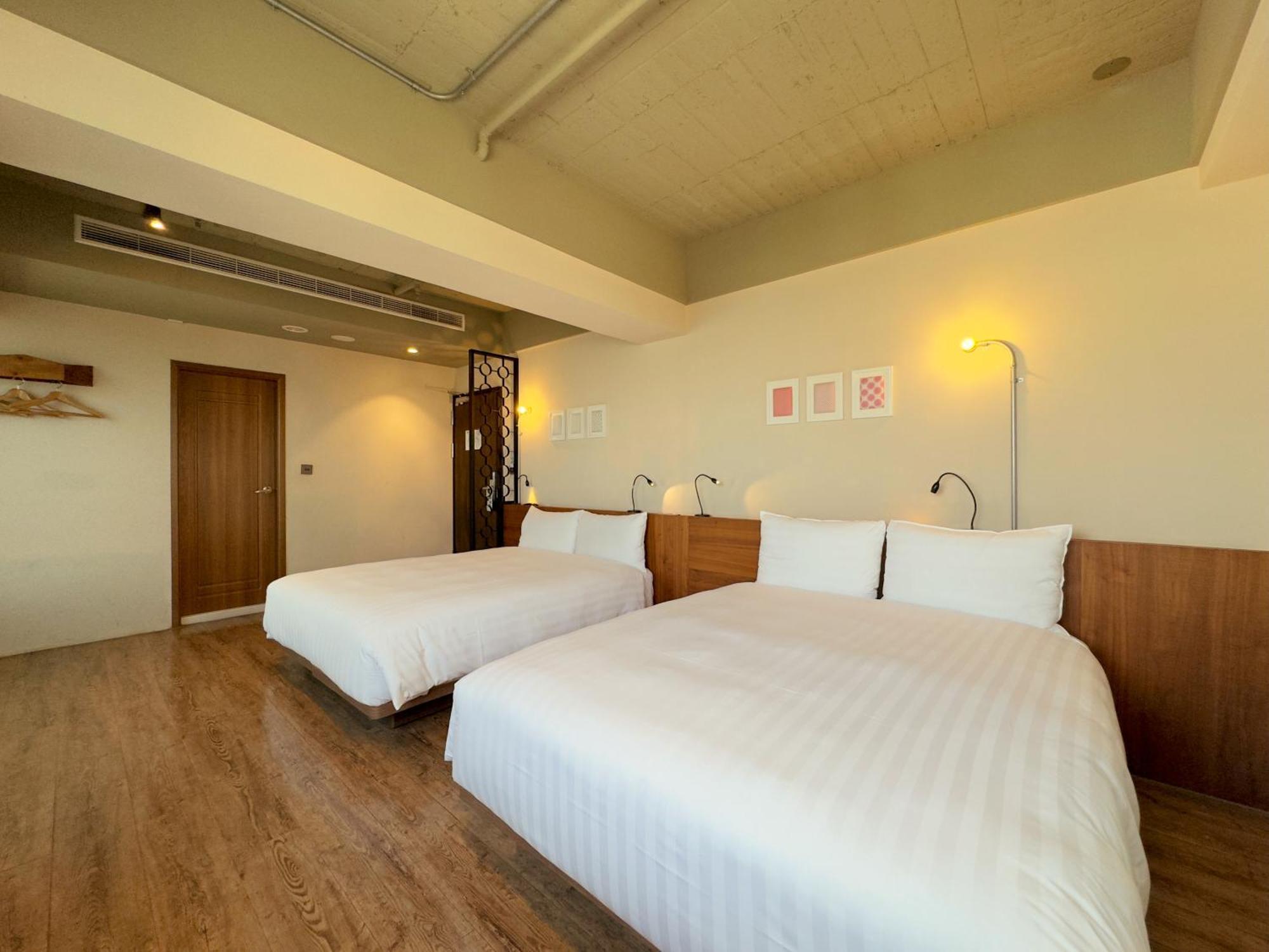 Roaders Hotel Tainan Chengda Номер фото