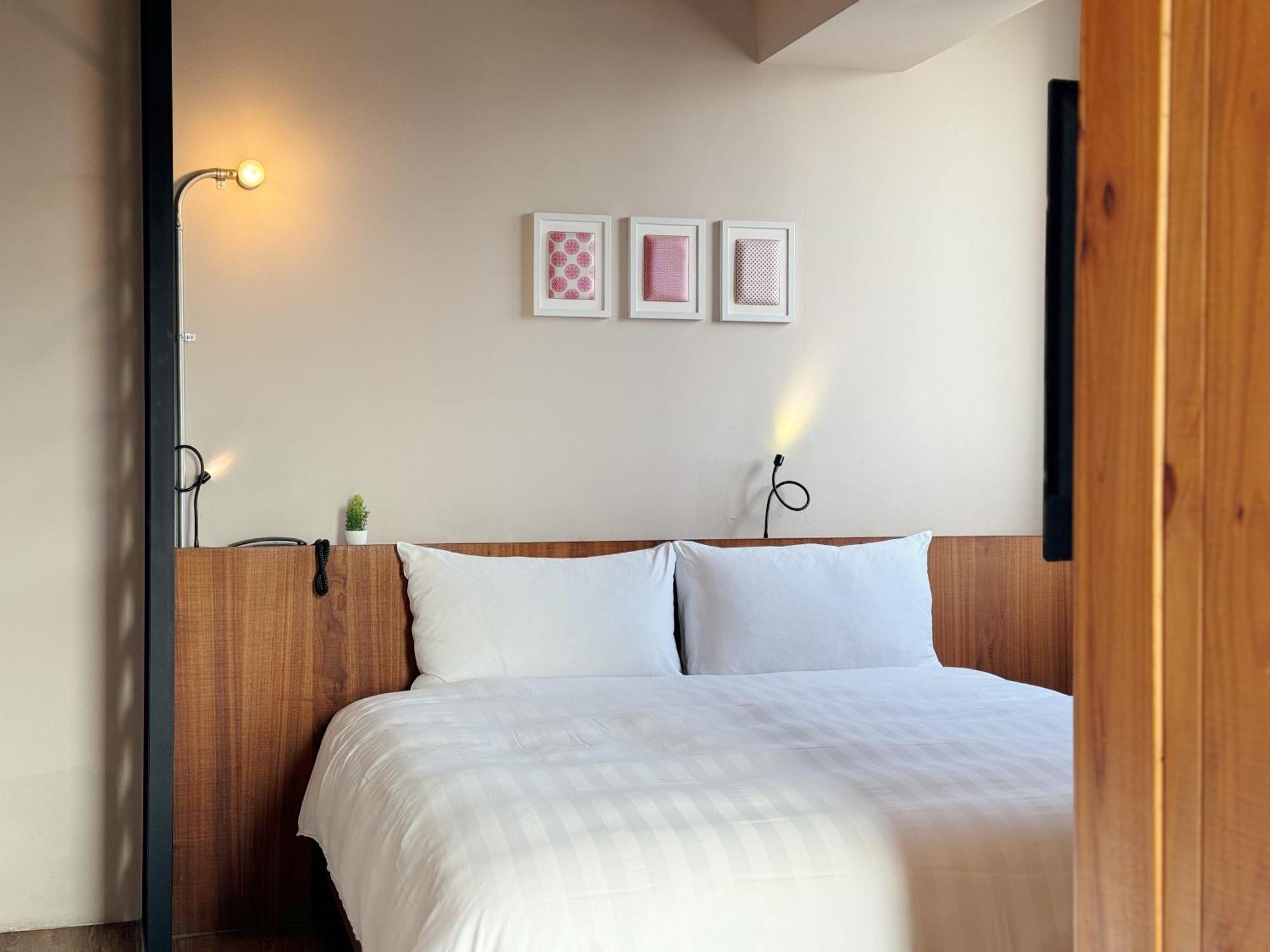 Roaders Hotel Tainan Chengda Номер фото