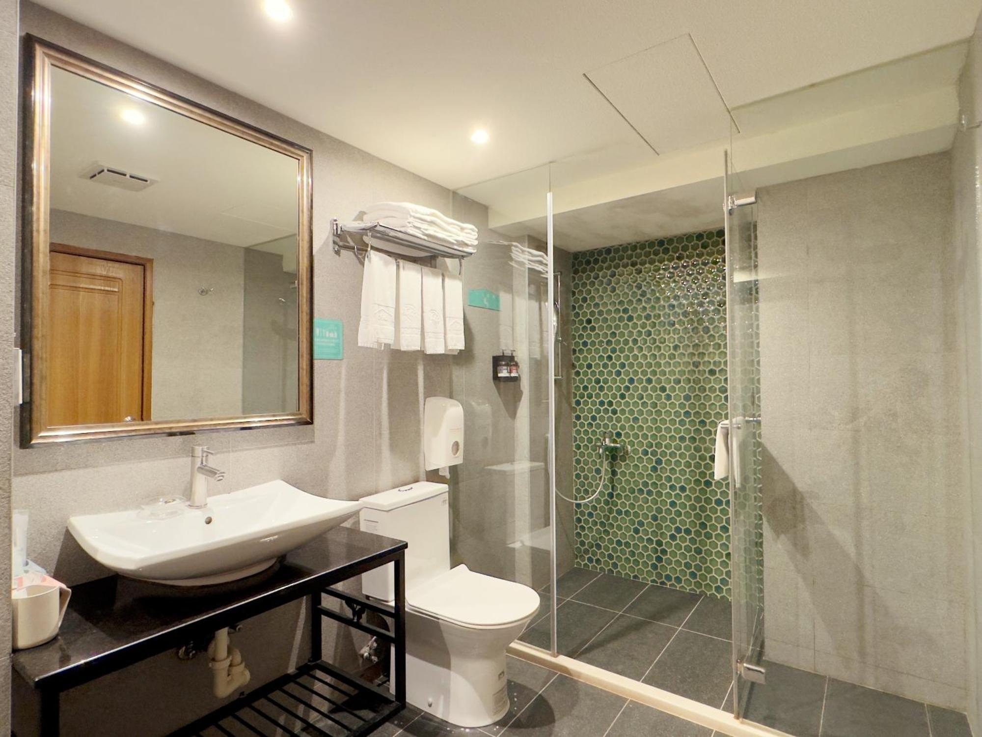 Roaders Hotel Tainan Chengda Номер фото